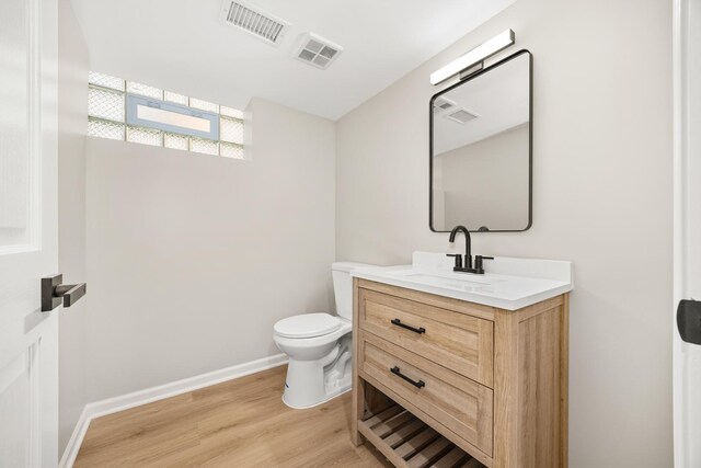 5632 S Natoma Ave, Chicago, IL 60638 - bathroom with vanity and wood finished floors