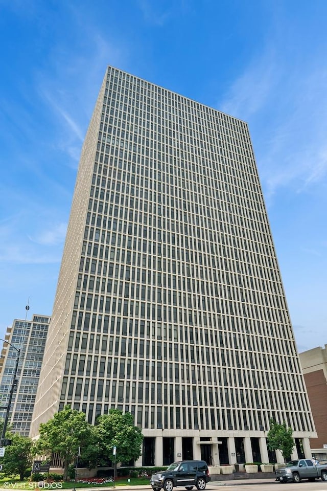 6700 S S Shore Dr Unit 10G, Chicago, IL 60649 - photo 1