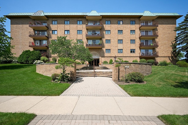 40 S Main St Unit 2D, Glen Ellyn, IL 60137 - view of apartment building / complex