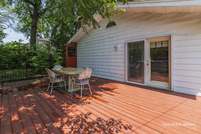 3S138 Park Blvd, Glen Ellyn, IL 60137 - wooden terrace with outdoor dining area