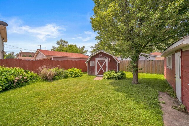 12236 S Hamlin Ave, Alsip, IL 60803 - fenced backyard with a storage shed