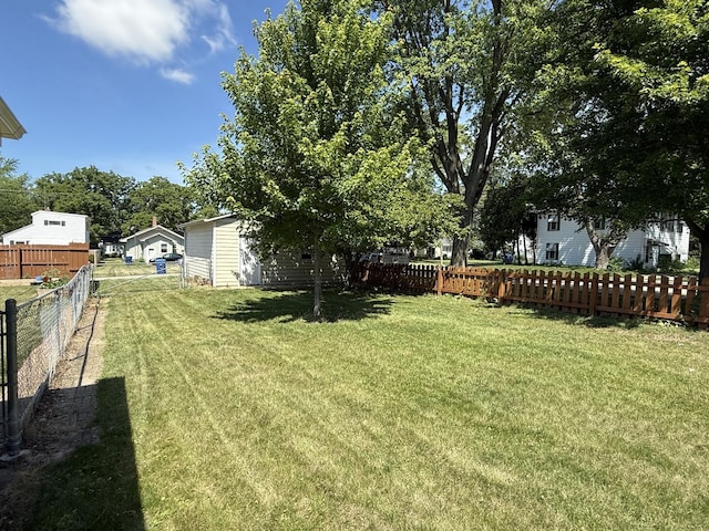 532 Harvey St, Dekalb, IL 60115 - photo 31