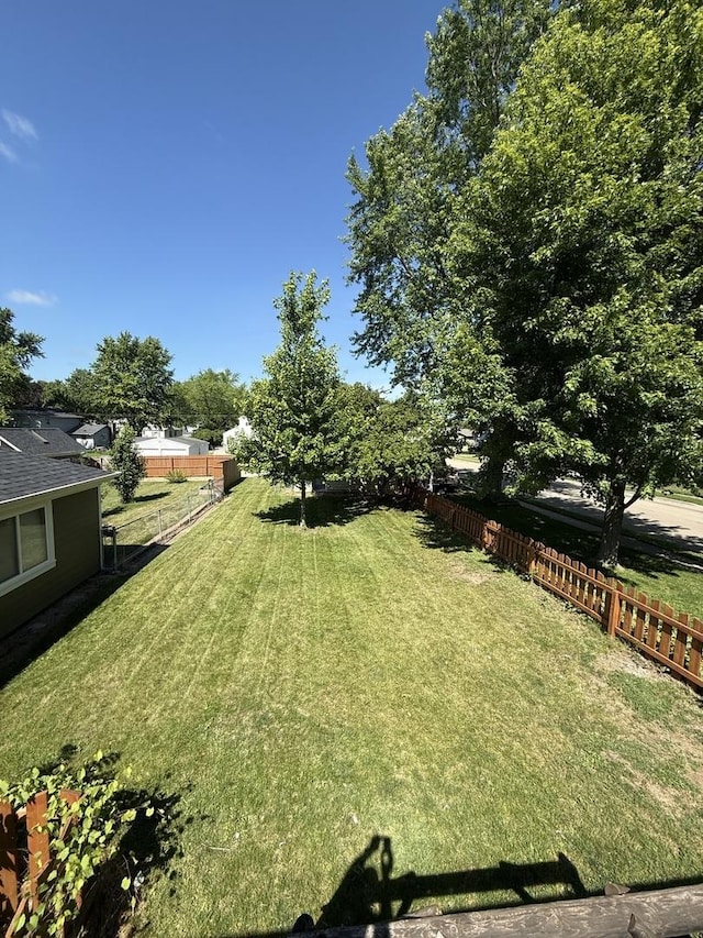 532 Harvey St, Dekalb, IL 60115 - photo 32