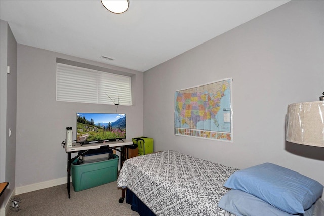609 E 48th St, Chicago, IL 60615 - bedroom with carpet floors and baseboards