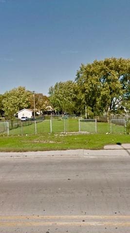 569 E Cass St, Joliet, IL 60432