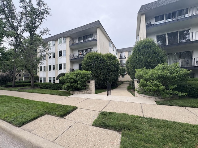 701 Ridge Rd Unit 1D, Wilmette, IL 60091 - view of apartment building / complex