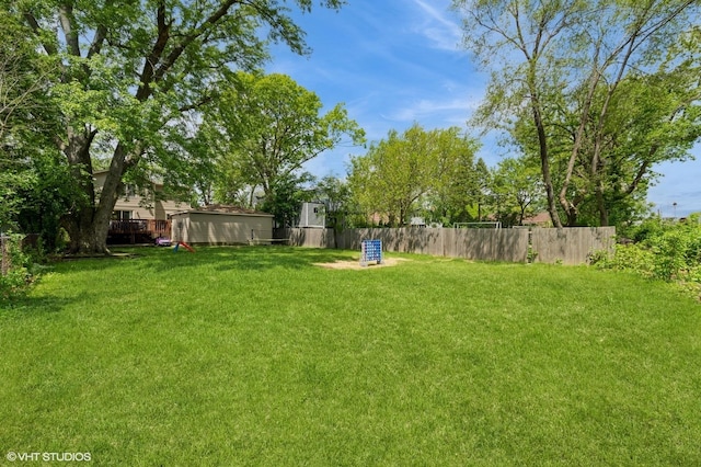 235 S Warrington Rd, Des Plaines, IL 60016 - view of yard