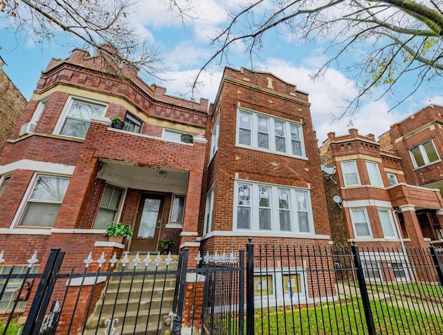 4816 W Jackson Blvd, Chicago, IL 60644 - photo 1