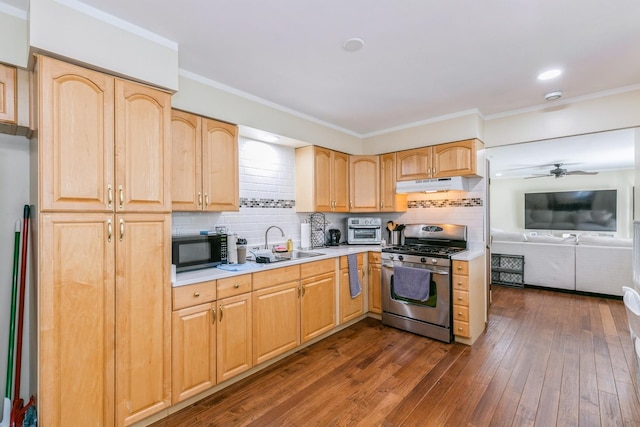 15246 S Millard Ave S, Midlothian, IL 60445 - kitchen featuring stainless steel range with gas cooktop, a ceiling fan, light brown cabinetry, ornamental molding, and recessed lighting