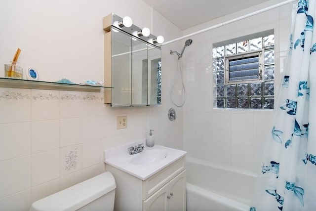 8914 La Crosse Ave Unit 2S, Skokie, IL 60077 - full bath with vanity, shower / bath combo, backsplash, and tile walls