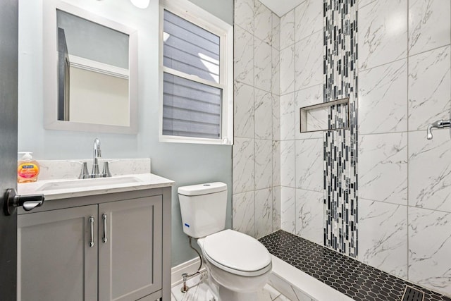 6547 S Langley Ave, Chicago, IL 60637 - bathroom with tiled shower and vanity