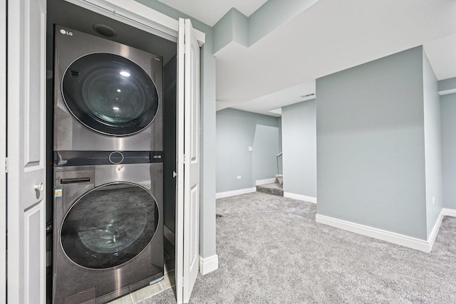 6547 S Langley Ave, Chicago, IL 60637 - laundry room with stacked washer / dryer and carpet floors