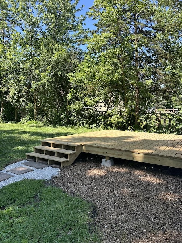 5309 Cleveland Dr, Mchenry, IL 60050 - wooden terrace with a lawn