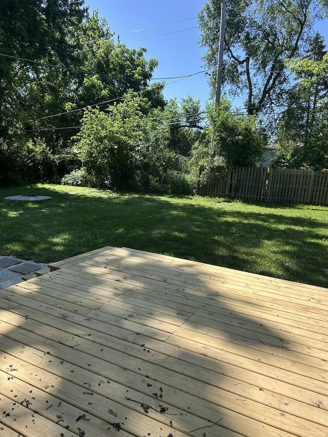 5309 Cleveland Dr, Mchenry, IL 60050 - view of wooden terrace