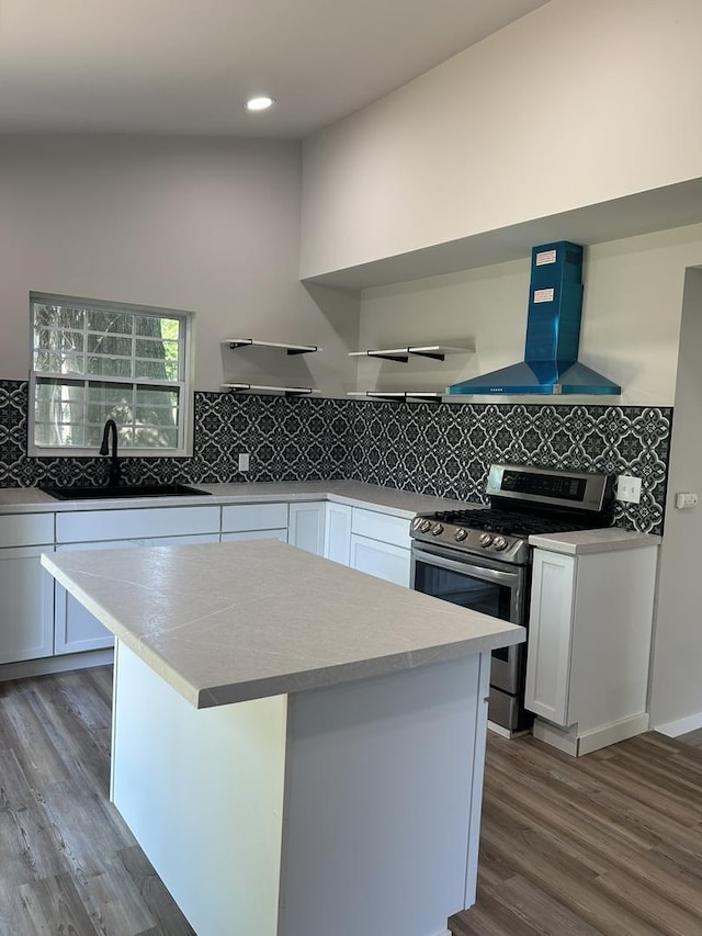 5309 Cleveland Dr, Mchenry, IL 60050 - kitchen featuring range hood, stainless steel range, wood finished floors, tasteful backsplash, and recessed lighting