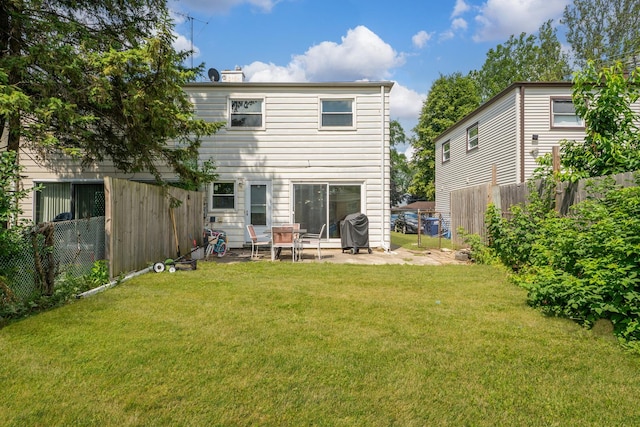 381 N 4th Ave Unit B, Des Plaines, IL 60016 - rear view of property with a patio