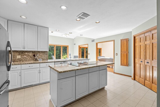 31W139 Rohrssen Rd, Elgin, IL 60120 - photo 16