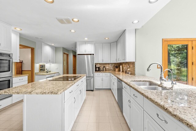 31W139 Rohrssen Rd, Elgin, IL 60120 - photo 18