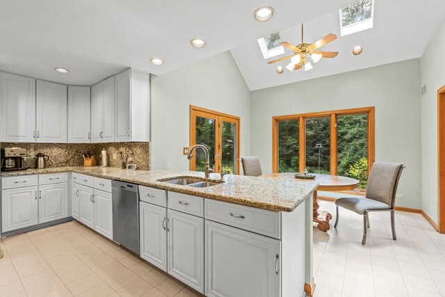 31W139 Rohrssen Rd, Elgin, IL 60120 - photo 19