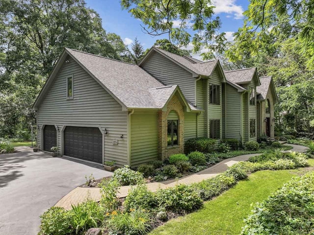 31W139 Rohrssen Rd, Elgin, IL 60120 - photo 3
