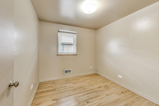6105 W 83rd St, Burbank, IL 60459 - unfurnished room featuring baseboards and wood finished floors