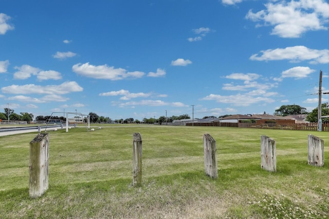 6105 W 83rd St, Burbank, IL 60459 - view of yard