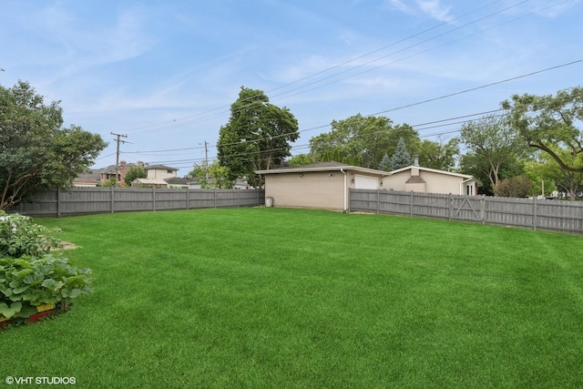 609 N Eastman Dr, Mount Prospect, IL 60056 - view of fenced backyard