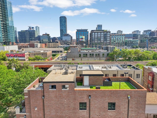 450 N Sangamon St Unit 4, Chicago, IL 60642 - skyline view