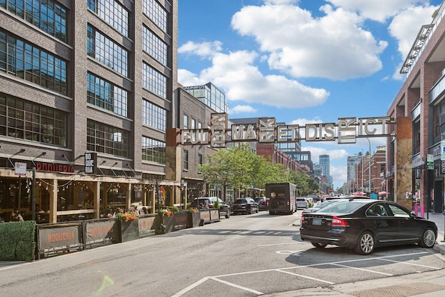 450 N Sangamon St Unit 4, Chicago, IL 60642 - view of road with a view of city
