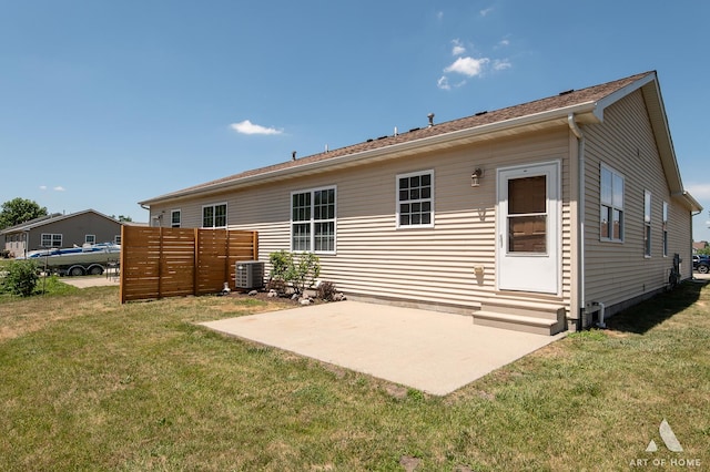 965 W Bergera Rd, Braidwood, IL 60408 - back of house with entry steps and a patio