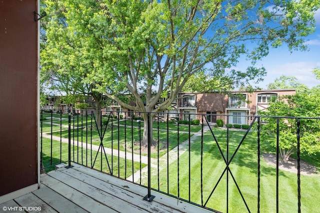 12720 Carriage Ln Unit H2, Crestwood, IL 60418 - balcony featuring a residential view