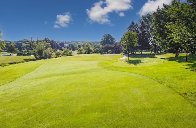 6162 Crossland Blvd, Gurnee, IL 60031 - view of home's community featuring golf course view and view of wooded area