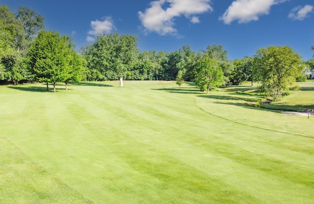 6162 Crossland Blvd, Gurnee, IL 60031 - view of community featuring view of golf course, view of wooded area, and a yard