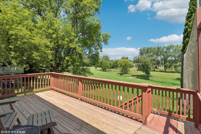 6162 Crossland Blvd, Gurnee, IL 60031 - wooden terrace featuring a lawn