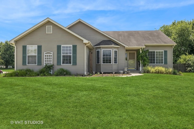 5801 Castlewood Trl, Mchenry, IL 60050 - photo 1