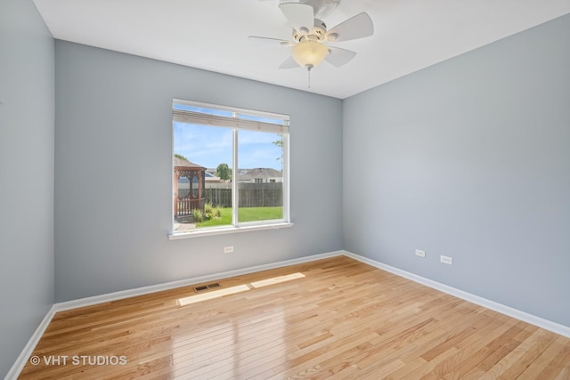 5801 Castlewood Trl, Mchenry, IL 60050 - photo 12