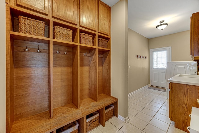 541 Clover Dr, Algonquin, IL 60102 - mudroom with light tile patterned floors and baseboards