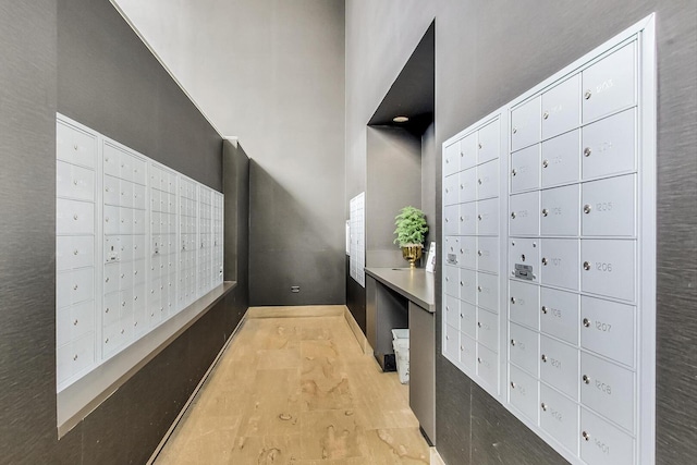 860 W Blackhawk St Unit 805, Chicago, IL 60642 - view of property's community featuring mail area
