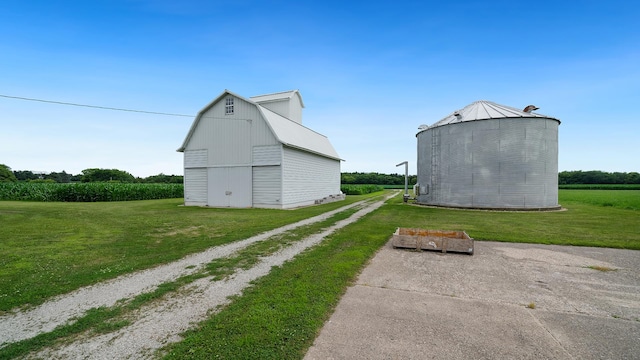 18521 Anderson Rd, Prophetstown, IL 61277 - view of barn featuring a lawn and driveway