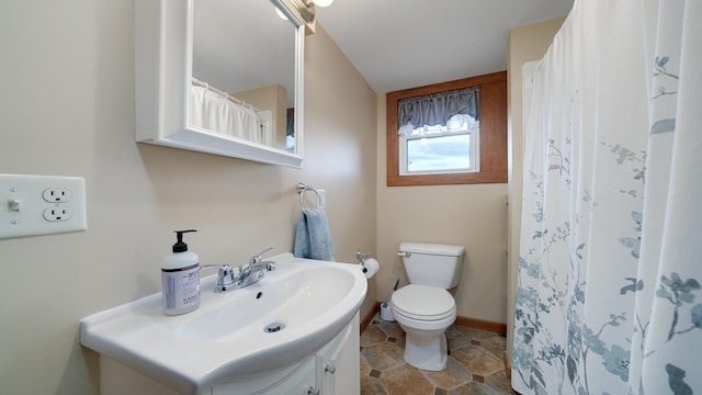 18521 Anderson Rd, Prophetstown, IL 61277 - bathroom featuring vanity and a shower with curtain