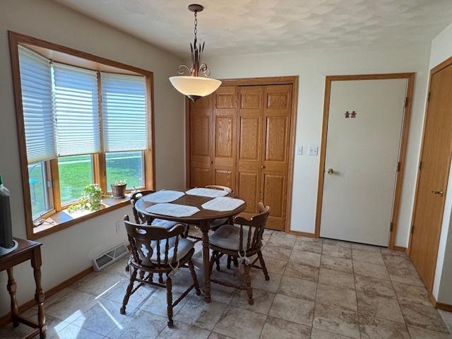 700 Seminole Dr Unit 2, Freeport, IL 61032 - photo 22