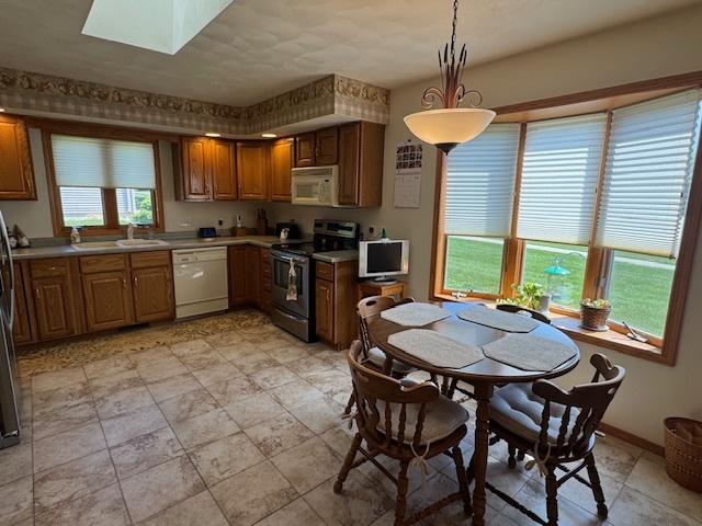 700 Seminole Dr Unit 2, Freeport, IL 61032 - photo 23
