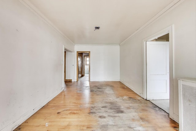 1532 E 59th St Unit J3, Chicago, IL 60637 - spare room with light wood-type flooring and crown molding