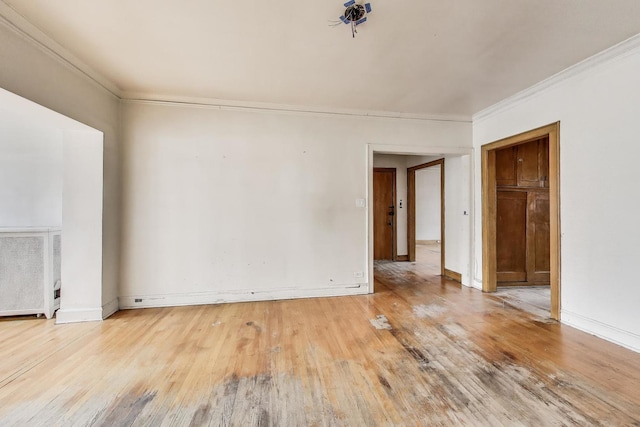 1532 E 59th St Unit J3, Chicago, IL 60637 - spare room featuring wood finished floors and crown molding