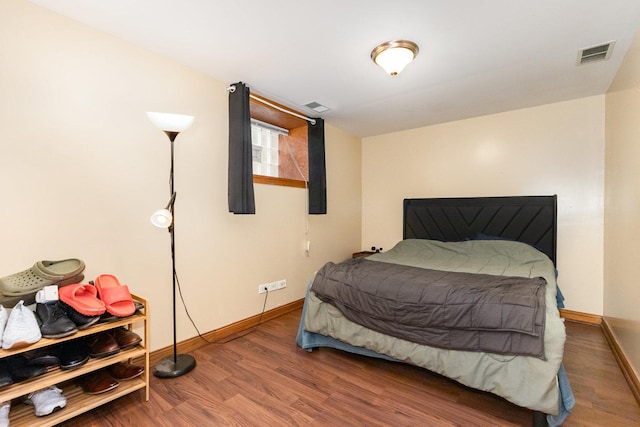 4744 S Prairie Ave Unit 1A, Chicago, IL 60615 - bedroom with wood finished floors