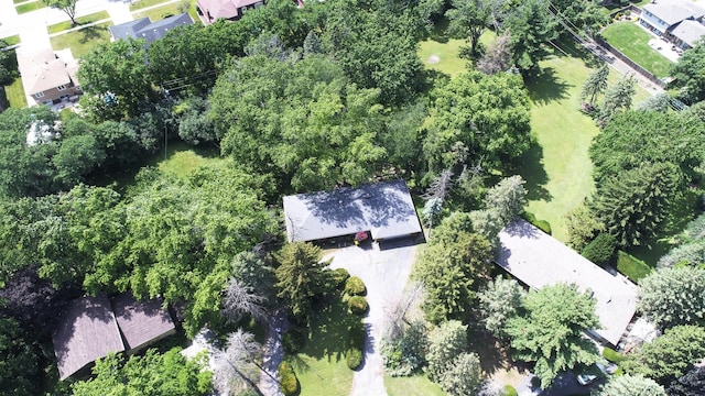 7942 Tennessee Ave, Willowbrook, IL 60527 - aerial overview of property's location