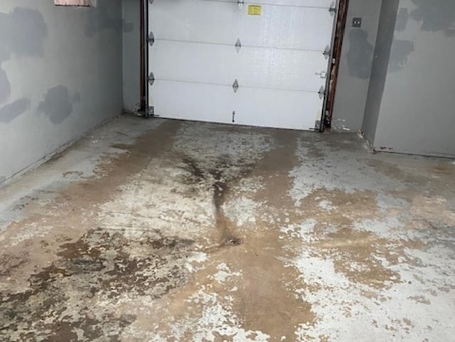 8928 S Bennett Ave, Chicago, IL 60617 - view of garage
