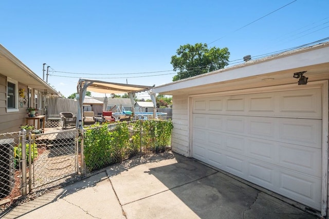 8882 S Main St, Hometown, IL 60456 - garage featuring a gate