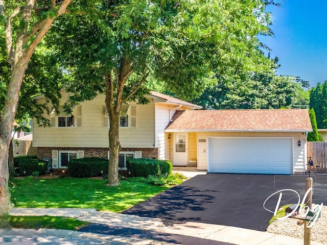 4750 Crest Ct, Waukegan, IL 60085 - photo 1