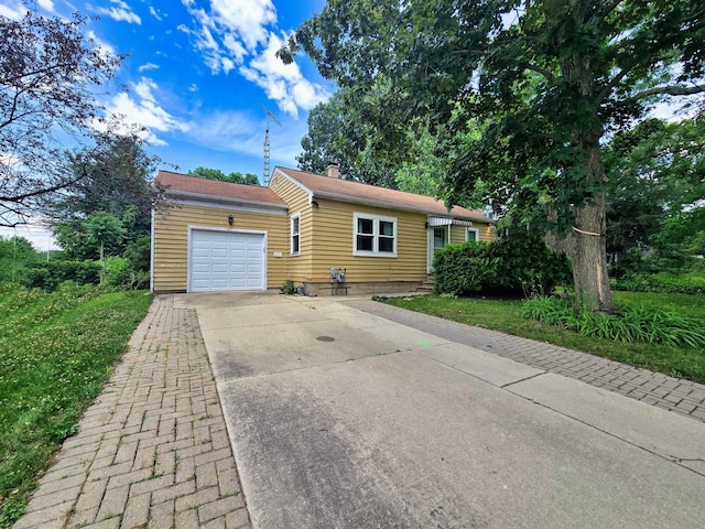 411 Woodward Ave, Geneva, IL 60134 - photo 1